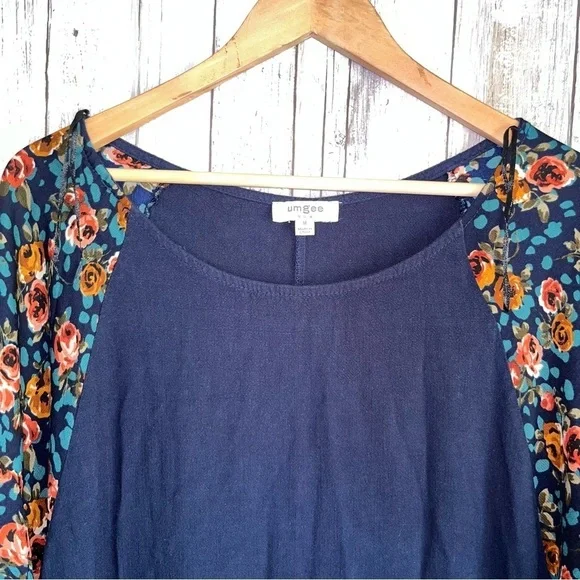 Umgee Navy Printed Accent Flutter Sleeve Fray Edge Dress - Picture 4 of 5